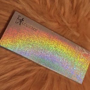 It Cosmetics Naturally Pretty Eyeshadow Palette